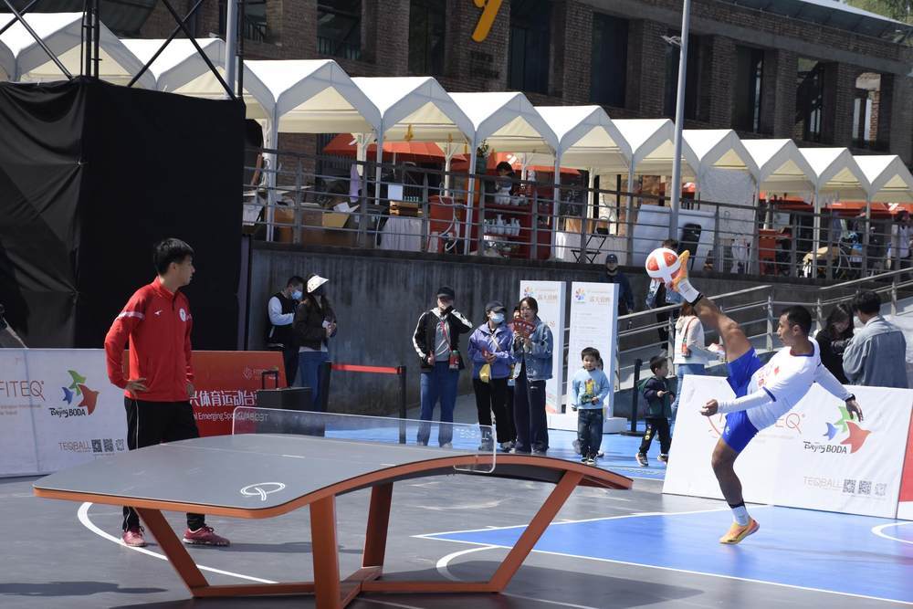 马德兴：海港三连冠胜在稳定二字；塞蒂恩下课因率队员讨薪